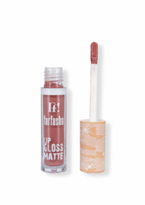 مات مخملي ثابت… لون يثبت من أول لمسة ويعطي شفايفك لمسة أنثوية ناعمة بدون تكتل ولا جفاف. خفيف، راقي، وفيه ريحة منعشة تخلي تجربته أجمل. 💄 ثبات طويل 💄 ملمس مخملي مريح 💄 ألوان تناسب كل اللوكّات اختيار مثالي لكل يوم… ولمسة فرفشة ما تتقارن ✨