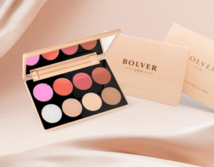 ✨ باليت BOLVER USA – Miss Douaa Collection ✨تناغم ألوان راقي يجمع بين الدرجات الناعمة والدافئة مع لمسات لامعة ✨
ملمس ناعم، دمج سهل، وثبات يخليك متألقة طول اليوم 🤍
مناسبة لكل الإطلالات من اليومية للسهرة 💄🌸
