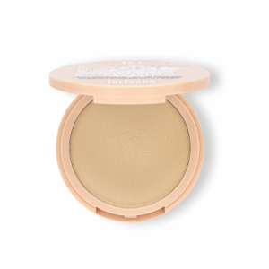 Soft Matte Powder ✨ بودرة صافة… نعومة… تثبيت ولا أقوى! 😍 لو تبي تغطية ممتازة وتعطيك مات ناعم يدوم طول اليوم، هادي هي الخيار الصح 🔥 مميزاتها: • تعطي تغطية فل كفر من أول لمسة • ناعمة على البشرة بدون ما تكتّل • تخفي اللمعة وتعطيك لوك فلولس • فيها برايمر مدمج → تثبيت أقوى وملمس أنعم • مثالية للميكب اليومي والطلعات والسهرات ✨ خدي إطلالة صافية ومرتّبة… مع فرفشة كل شي يثبت! 💖