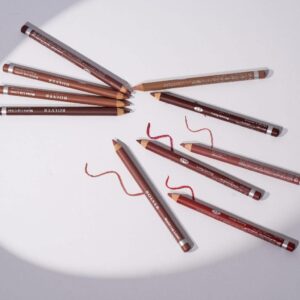 اقلام شفاه مات ضد الماء