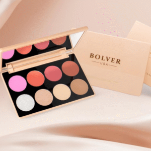 ✨ باليت BOLVER USA – Miss Douaa Collection ✨ تناغم ألوان راقي يجمع بين الدرجات الناعمة والدافئة مع لمسات لامعة ✨ ملمس ناعم، دمج سهل، وثبات يخليك متألقة طول اليوم 🤍 مناسبة لكل الإطلالات من اليومية للسهرة 💄🌸